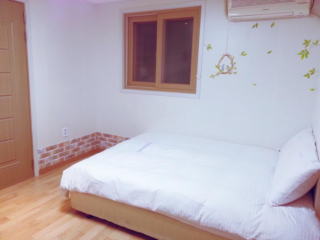 Iu Guest House Myeongdong 首爾 客房 照片