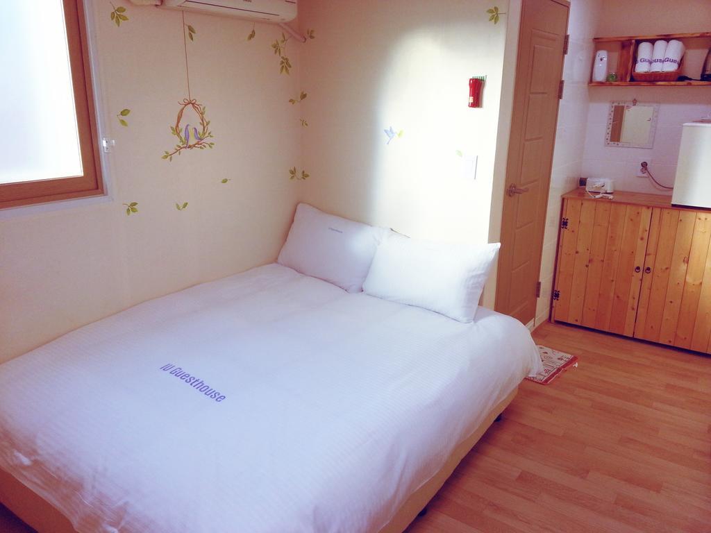 Iu Guest House Myeongdong 首爾 客房 照片