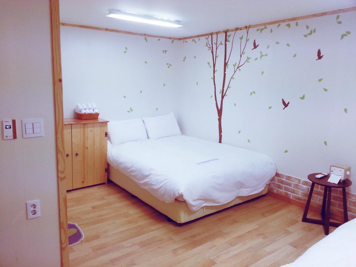 Iu Guest House Myeongdong 首爾 客房 照片